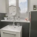 11 Camden Building Apartmán
