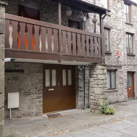 Apartman 11 Camden Building