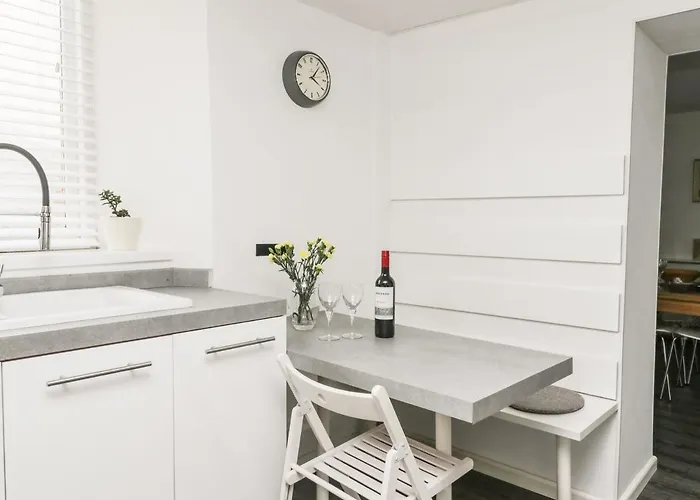 11 Camden Building *